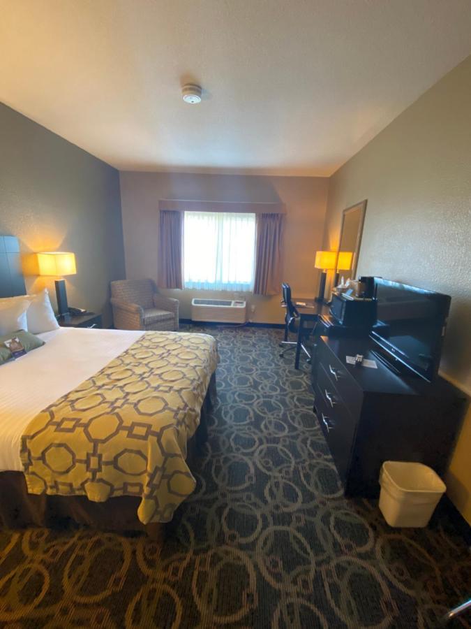 Baymont By Wyndham Casper East Hotel Evansville Exterior photo
