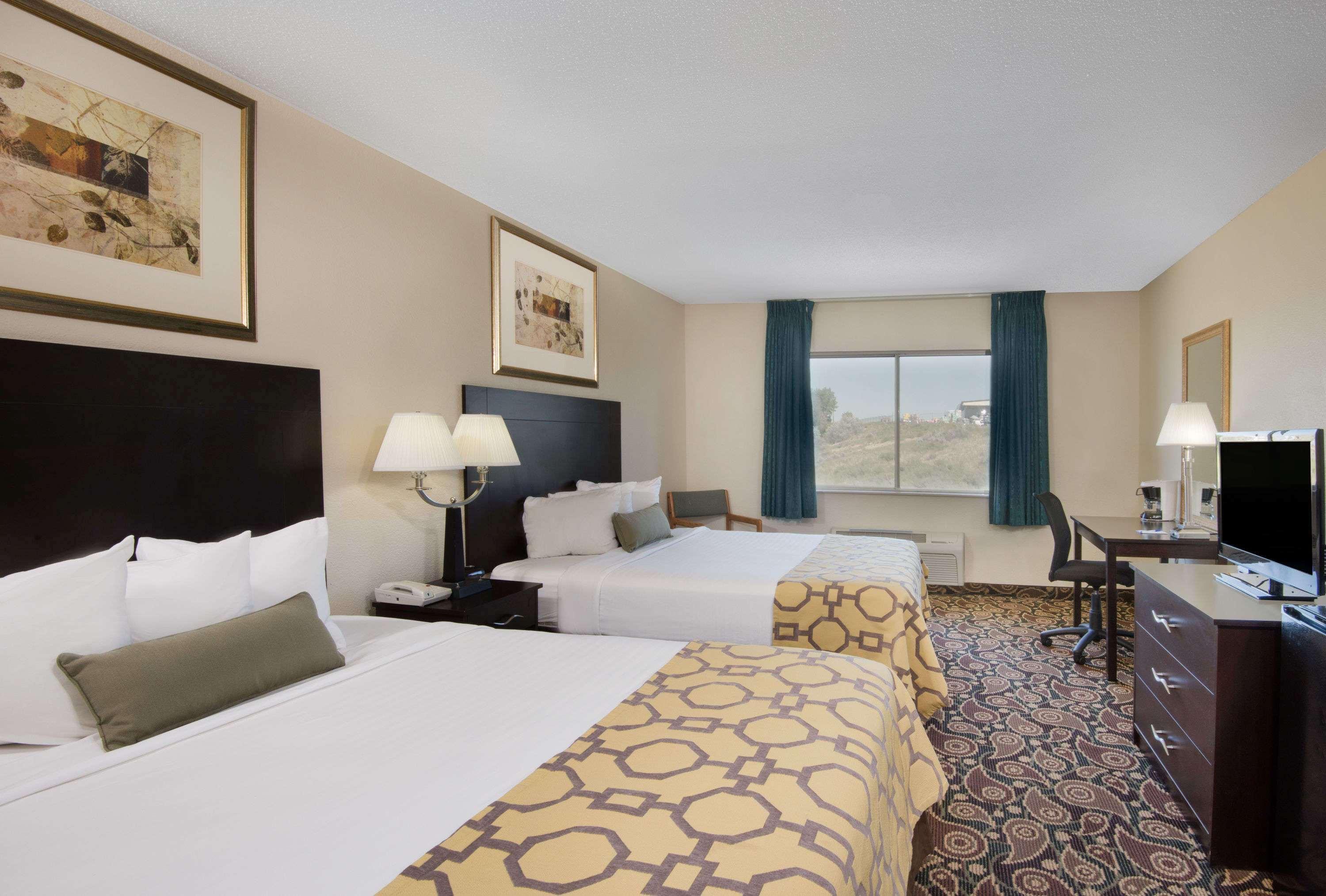 Baymont By Wyndham Casper East Hotel Evansville Exterior photo