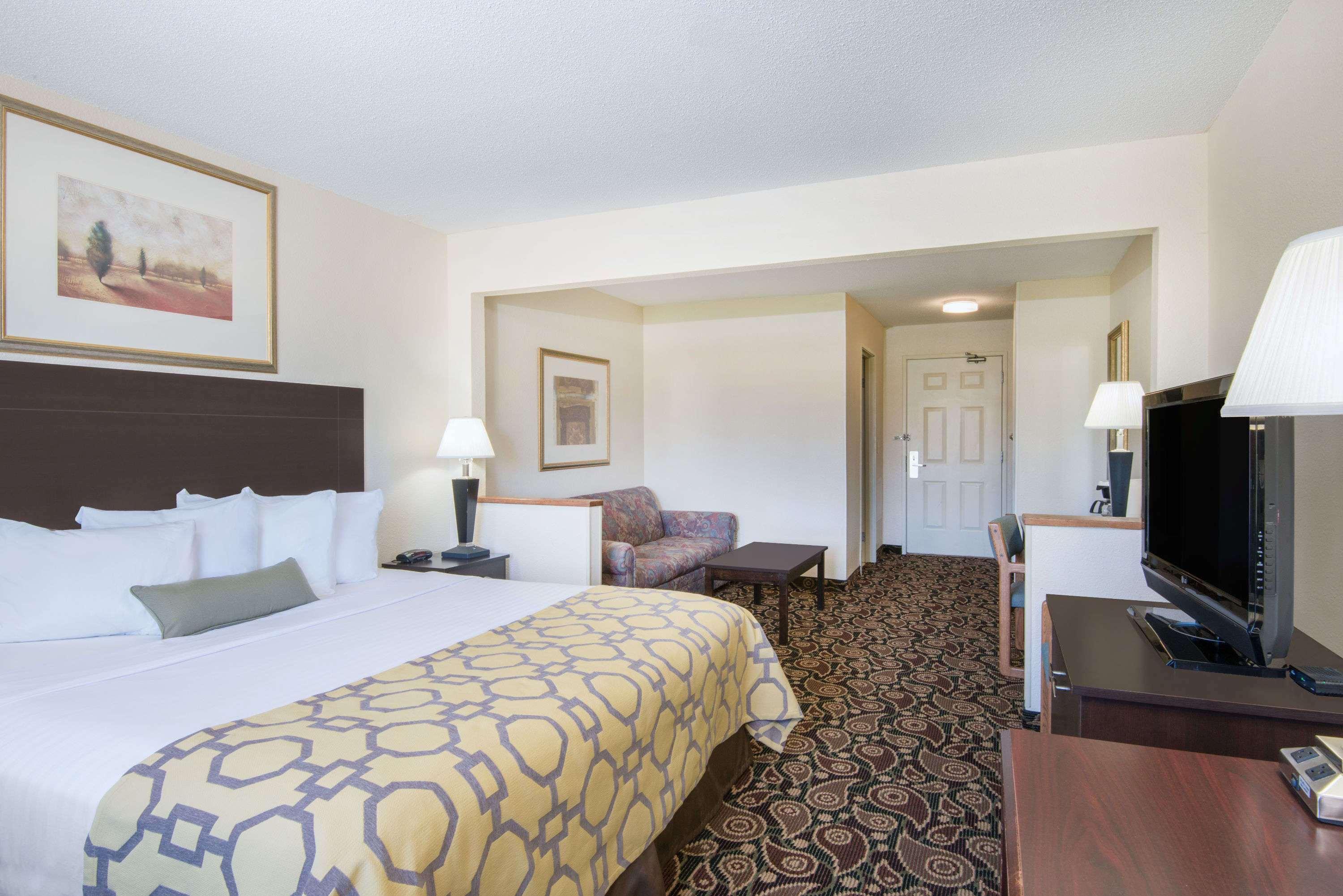 Baymont By Wyndham Casper East Hotel Evansville Exterior photo