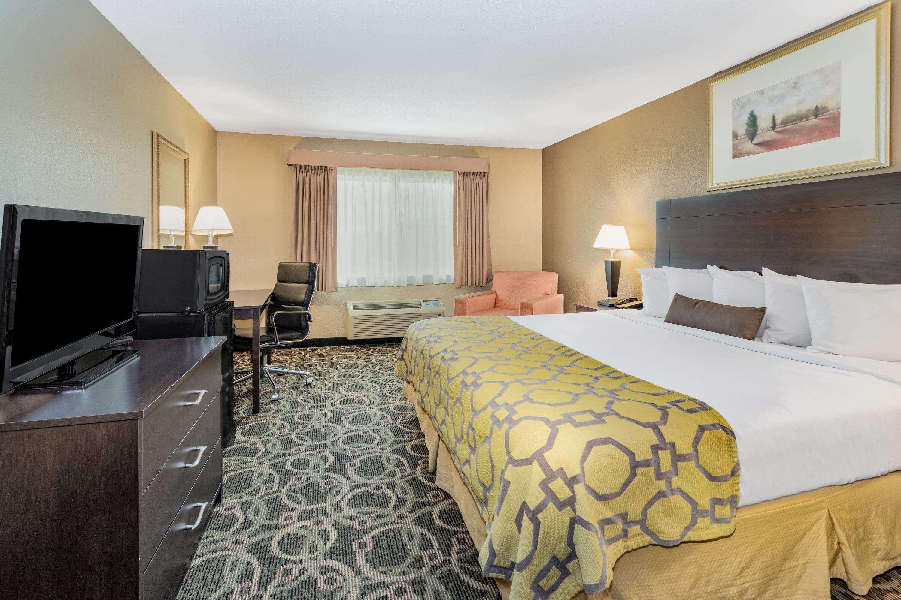 Baymont By Wyndham Casper East Hotel Evansville Exterior photo