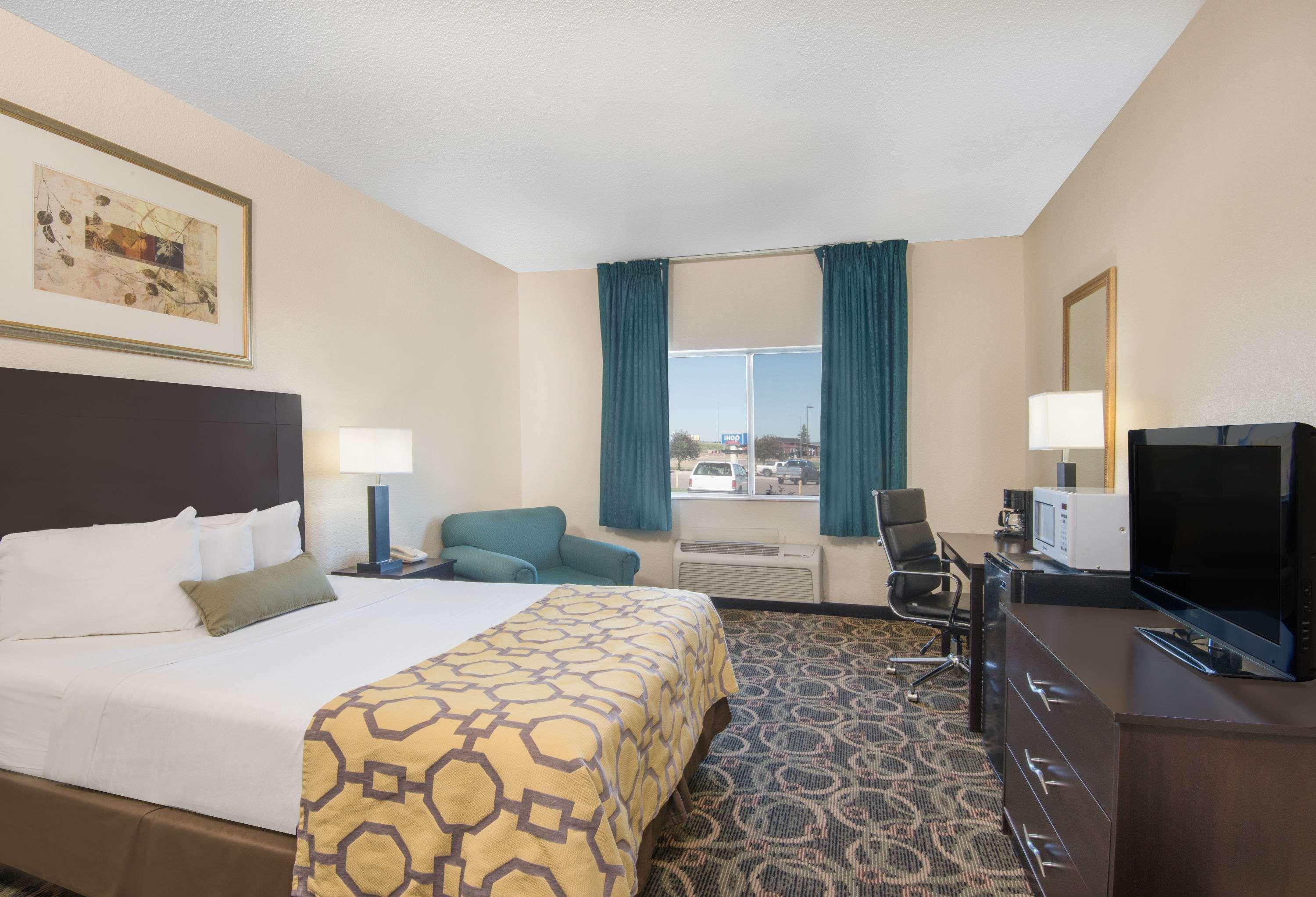 Baymont By Wyndham Casper East Hotel Evansville Exterior photo